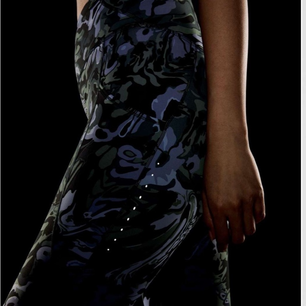 lululemon athletica Camouflage Leggings - Black and Blue